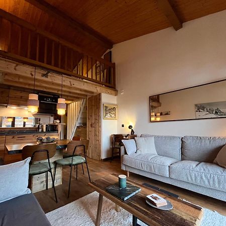 Appartement ensoleillé aux Tines, vue Massif Chamonix Mont Blanc Exterior foto