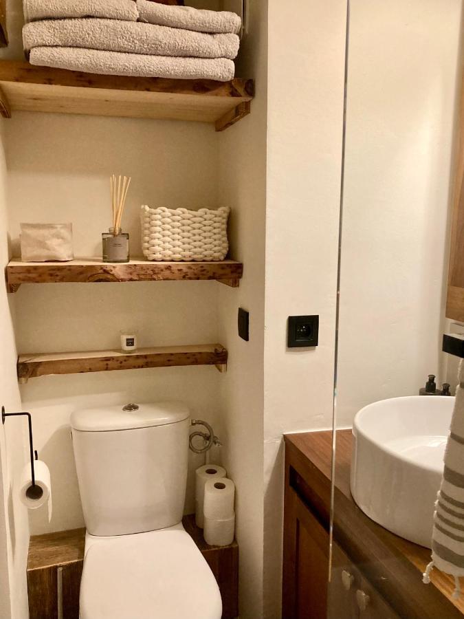 Appartement ensoleillé aux Tines, vue Massif Chamonix Mont Blanc Exterior foto