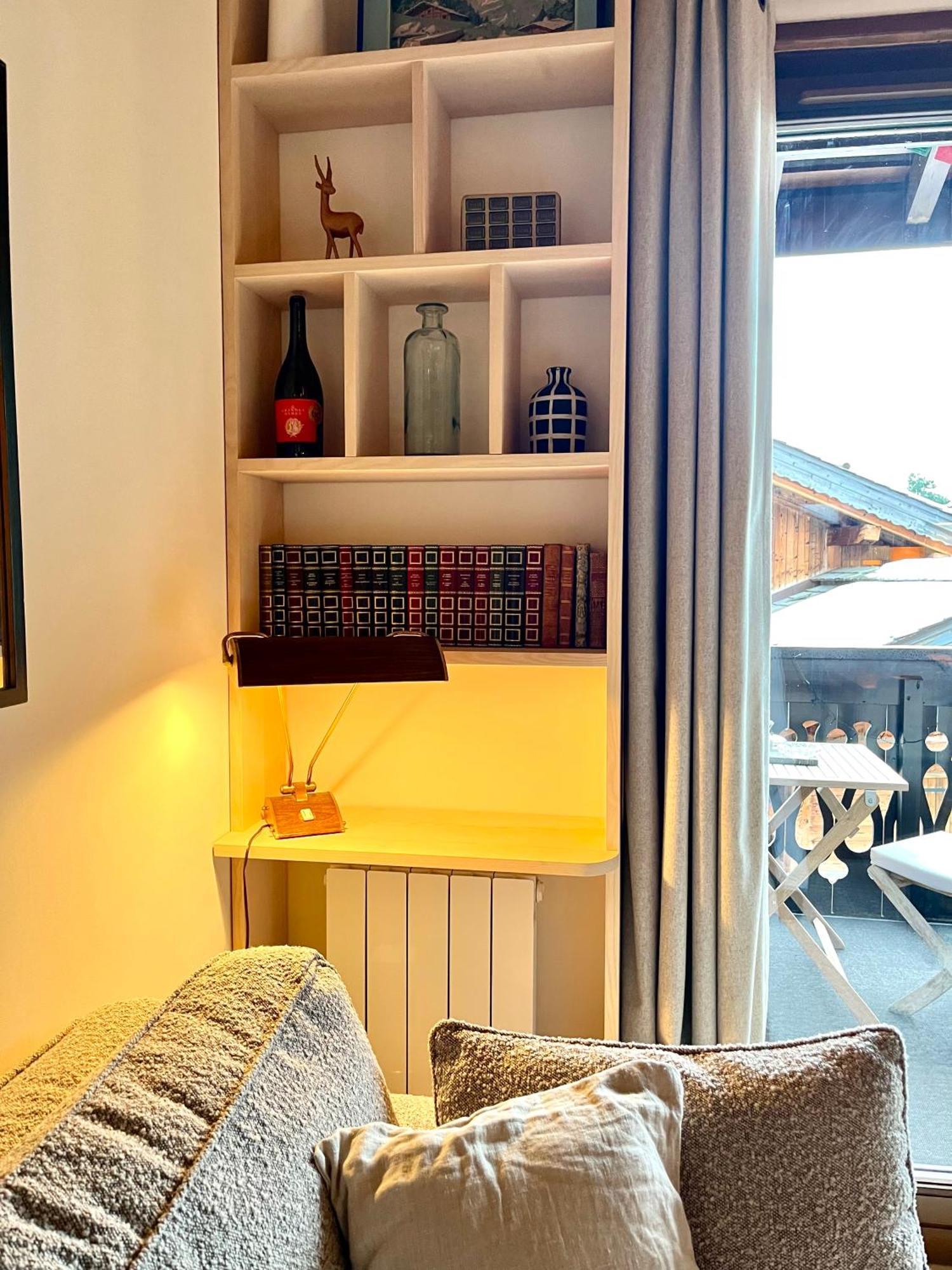Appartement ensoleillé aux Tines, vue Massif Chamonix Mont Blanc Exterior foto